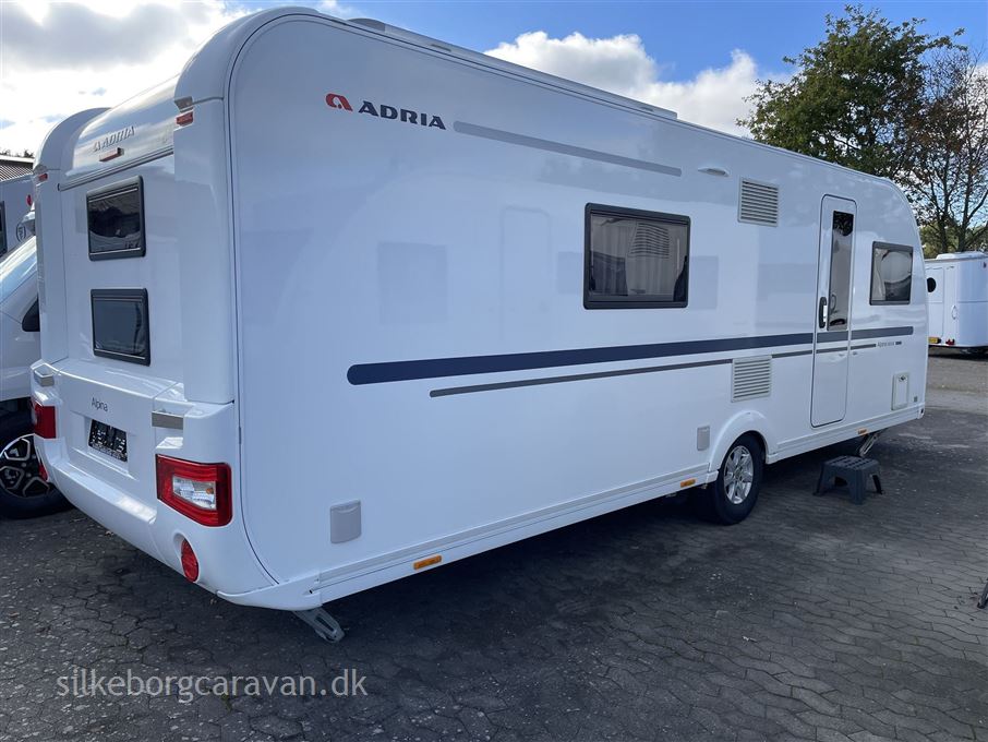 Adria Alpina 663 UK